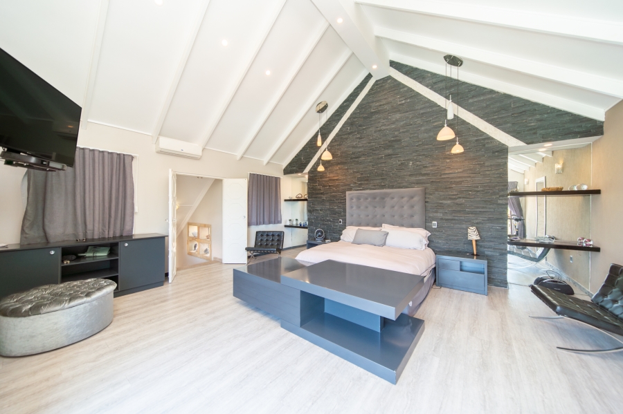 5 Bedroom Property for Sale in Bonnie Doone Eastern Cape